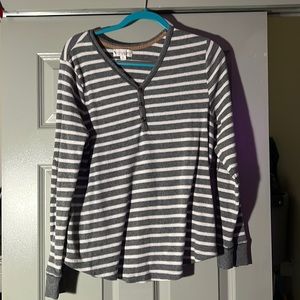 Kookaburra by Ugg Long sleeve Sweater shirt size extra large